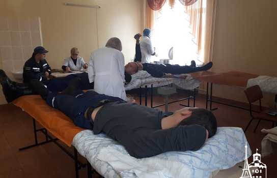 Новини Вінниці / Майбутні вінницькі рятувальники сьогодні стали донорами та поповнили банк крові 
