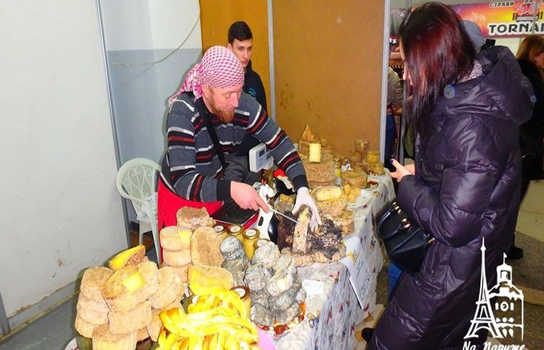 Новини Вінниці / У Вінниці виробники з 10 міст привезли крафтову продукцію (ФОТО)