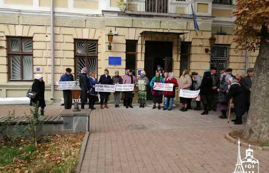 Новини Вінниці / «Вінницька поліція відкрито стала на бік московського патріархату», - переконані віруючі ПЦУ. Чи розпочнеться на Вінниччині «церковний майдан»? (ФОТО, ВІДЕО)