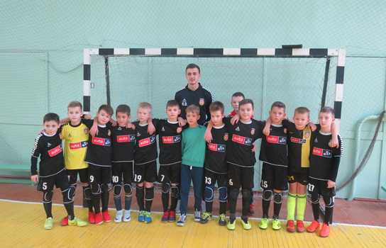 Новости Винницы и области / «Новорічні зустрічі» юних футболістів вдванадцяте пройшли у Вінниці (ФОТО) / Інформаційний портал На Париже Новини Вінниці / «Новорічні зустрічі» юних футболістів вдванадцяте пройшли у Вінниці (ФОТО)