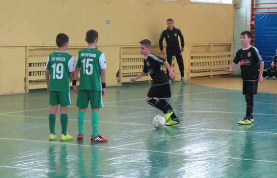 Новости Винницы и области / «Новорічні зустрічі» юних футболістів вдванадцяте пройшли у Вінниці (ФОТО) / Інформаційний портал На Париже Новини Вінниці / «Новорічні зустрічі» юних футболістів вдванадцяте пройшли у Вінниці (ФОТО)