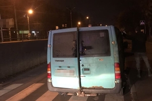 Новости Винницы и области / Нічне «полювання» на наркотики: у Вінниці патрульні зупинили водія з дозами / Інформаційний портал На Париже Новини Вінниці / Нічне «полювання» на наркотики: у Вінниці патрульні зупинили водія з дозами