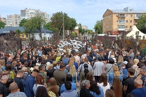 Новини Вінниці / Під час вшанування загиблих 14 липня у Вінниці навіть небо «закрилось» хмарами