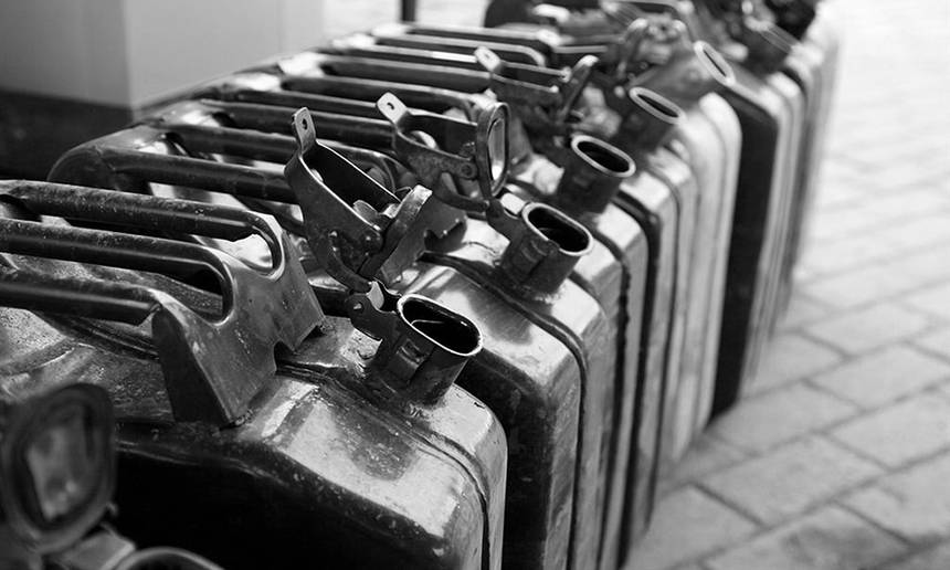 Вінничанина підозрюють у крадіжці палива на кілька сотень тисяч гривень / Новости Винницы и области / Інформаційний портал На Париже Новини Вінниці / Вінничанина підозрюють у крадіжці палива на кілька сотень тисяч гривень