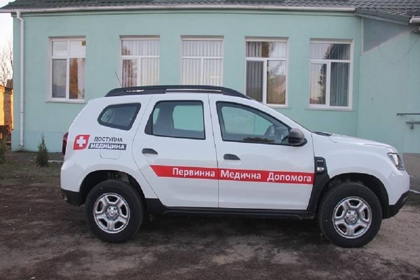 Автопарк сільських амбулаторій Вінниччини збільшився ще на три машини / Новости Винницы и области / Інформаційний портал На Париже Новини Вінниці / Автопарк сільських амбулаторій Вінниччини збільшився ще на три машини