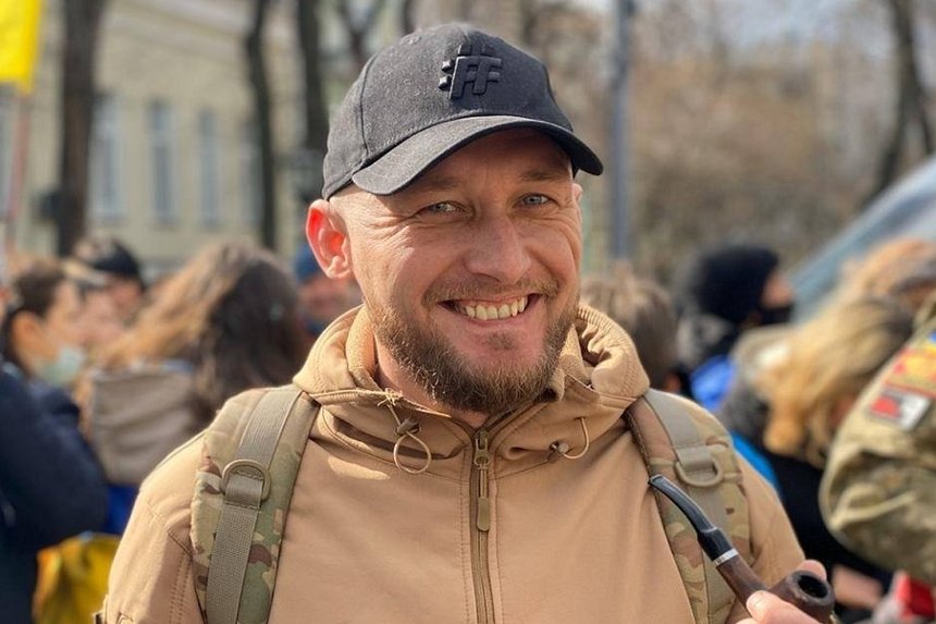 Тату-челендж вінницького АТОвця Грома: Зеленський "пролетів", тепер шанс має Порошенко / Новости Винницы и области / Інформаційний портал На Париже Новини Вінниці / Тату-челендж вінницького АТОвця Грома: Зеленський "пролетів", тепер шанс має Порошенко