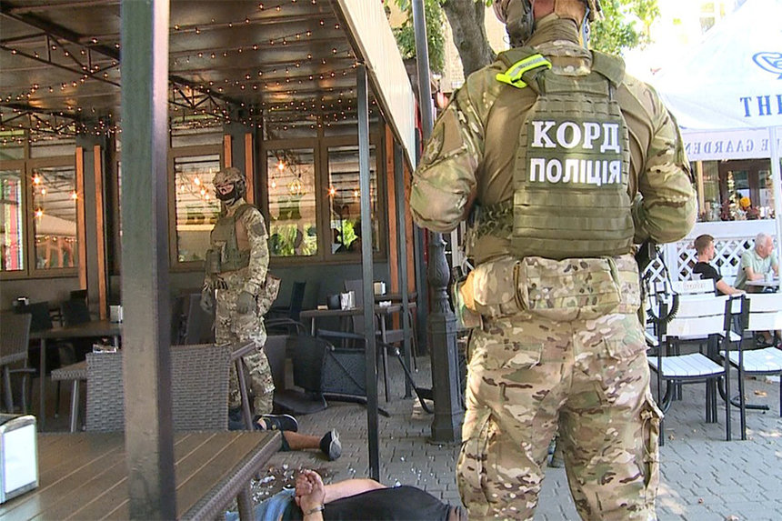 Демонстрація влади: гучна справа із затриманням у центрі Вінниці «авторитетів» може «розсипатися» / Новости Винницы и области / Інформаційний портал На Париже Новини Вінниці / Демонстрація влади: гучна справа із затриманням у центрі Вінниці «авторитетів» може «розсипатися»