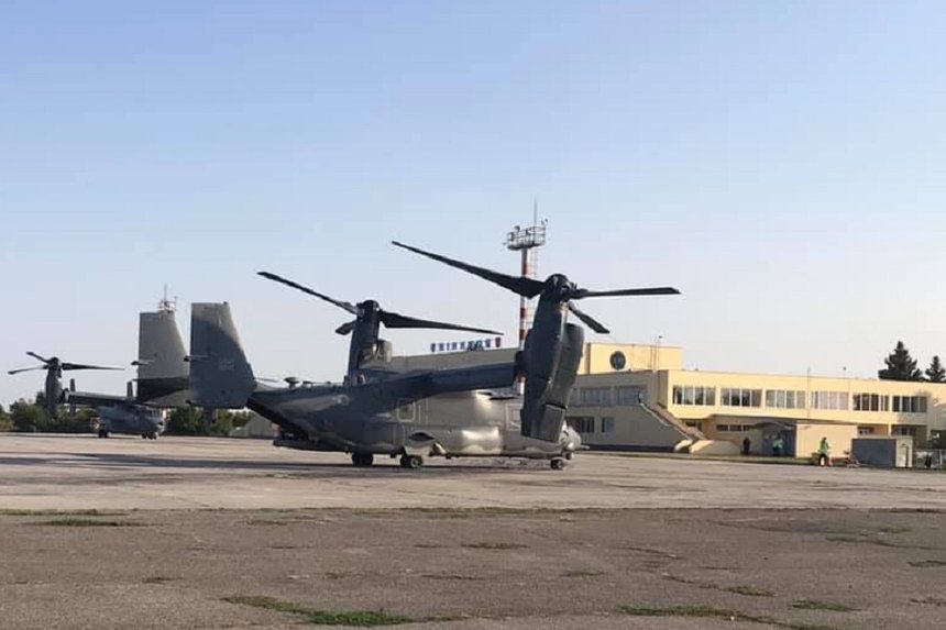 У Вінниці вчора приземлилась авіація НАТО (ФОТО) / Новости Винницы и области / Інформаційний портал На Париже Новини Вінниці / У Вінниці вчора приземлилась авіація НАТО (ФОТО)