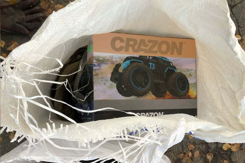 У Вінниці чоловік "обчистив" магазин дитячих іграшок (ФОТО) / Новости Винницы и области / Інформаційний портал На Париже Новини Вінниці / У Вінниці чоловік "обчистив" магазин дитячих іграшок (ФОТО)