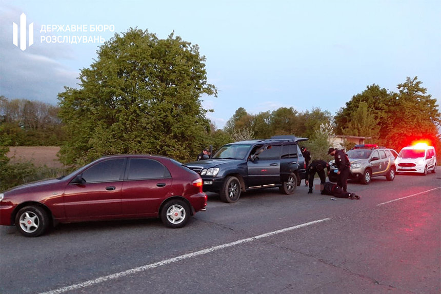 Експоліцейського з Вінниччини разом зі спільниками судитимуть за грабіж та побиття своїх жертв / Новости Винницы и области / Інформаційний портал На Париже Новини Вінниці / Експоліцейського з Вінниччини разом зі спільниками судитимуть за грабіж та побиття своїх жертв