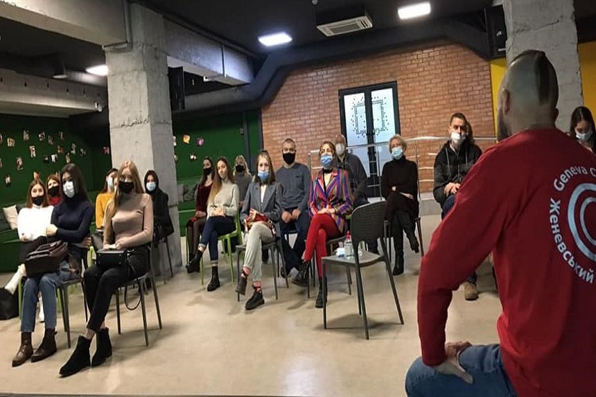 Вінничанам розповіли, що Україна є одним із лідерів по кількості жертв від мінних вибухів / Новости Винницы и области / Інформаційний портал На Париже Новини Вінниці / Вінничанам розповіли, що Україна є одним із лідерів по кількості жертв від мінних вибухів