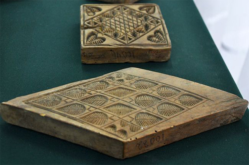 У Вінницькому краєзнавчому музеї зберігаються унікальні ритуальні форми для випікання печива (ФОТО) / Новости Винницы и области / Інформаційний портал На Париже Новини Вінниці / У Вінницькому краєзнавчому музеї зберігаються унікальні ритуальні форми для випікання печива (ФОТО)