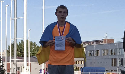 Вінничанин Владислав Хоменський переміг у чемпіонаті України з легкої атлетики / Новости Винницы и области / Інформаційний портал На Парижі Новини Вінниці / Вінничанин Владислав Хоменський переміг у чемпіонаті України з легкої атлетики