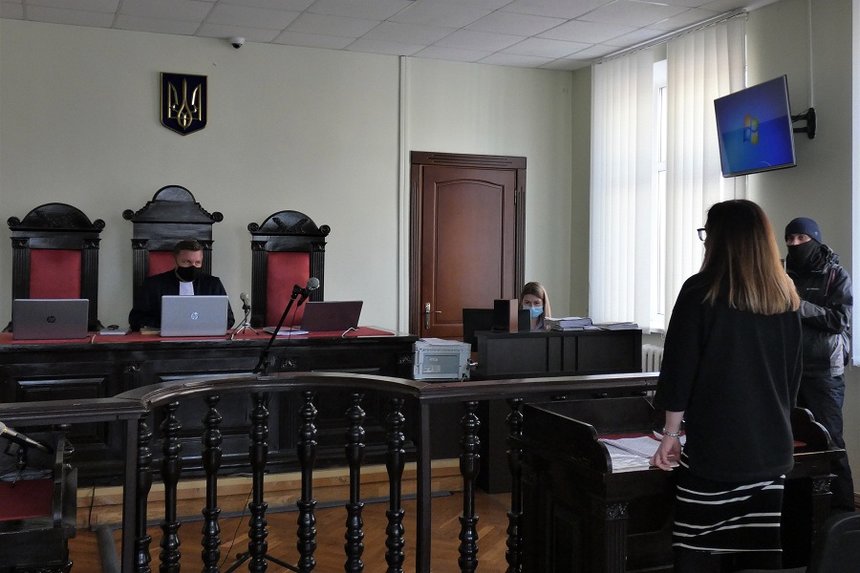 У Вінниці апеляційний суд виправдав рестораторку, яку хотіли оштрафувати за організацію мітингу під час карантину / Новости Винницы и области / Інформаційний портал На Париже Новини Вінниці / У Вінниці апеляційний суд виправдав рестораторку, яку хотіли оштрафувати за організацію мітингу під час карантину