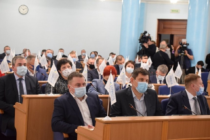 На Вінниччині із державної у комунальну власність області офіційно перейшли 28 навчальних закладів / Новости Винницы и области / Інформаційний портал На Париже Новини Вінниці / На Вінниччині із державної у комунальну власність області офіційно перейшли 28 навчальних закладів