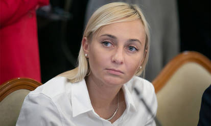 Депутатка з Вінниці Устінова пояснила, чому вписує у декларацію своїх собаку та котика / Новости Винницы и области / Інформаційний портал На Парижі Новини Вінниці / Депутатка з Вінниці Устінова пояснила, чому вписує у декларацію своїх собаку та котика