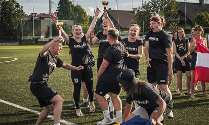 «Вінницькі вовчиці» стали преможницями міжнародного турніру з флаг-футболу у Словенії / Новости Винницы и области / Інформаційний портал На Парижі Новини Вінниці / «Вінницькі вовчиці» стали преможницями міжнародного турніру з флаг-футболу у Словенії