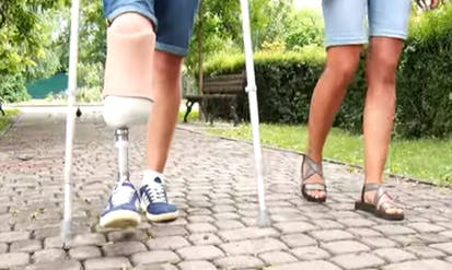 Заробітчанин Богдан з Вінниччини став інвалідом у Чехії, але автоконцерн не визнає факту виробничого травматизму (ВІДЕО) / Новости Винницы и области / Інформаційний портал На Парижі Новини Вінниці / Заробітчанин Богдан з Вінниччини став інвалідом у Чехії, але автоконцерн не визнає факту виробничого травматизму (ВІДЕО)