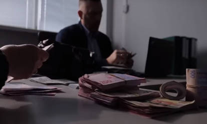 Найзухваліша афера «під прикриттям пандемії» з Вінниці: шахраї обіцяли платити страховку з мільйонних банківських кредитів / Новости Винницы и области / Інформаційний портал На Парижі Новини Вінниці / Найзухваліша афера «під прикриттям пандемії» з Вінниці: шахраї обіцяли платити страховку з мільйонних банківських кредитів