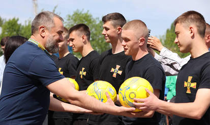 Борзов сказав, що хоче будівництва за європейські кошти у Вінниці нового сучасного стадіону, але після перемоги / Новости Винницы и области / Інформаційний портал На Парижі Новини Вінниці / Борзов сказав, що хоче будівництва за європейські кошти у Вінниці нового сучасного стадіону, але після перемоги