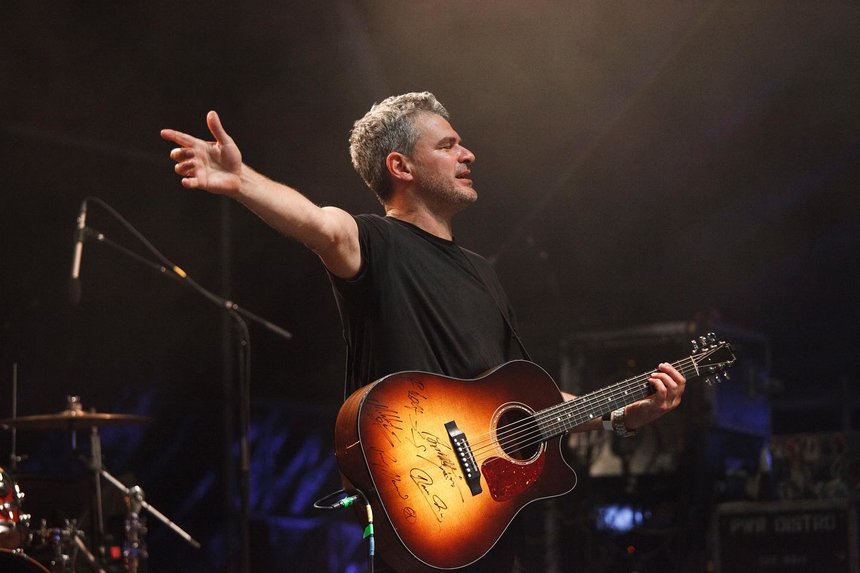 Драйв, прем’єри і кращі хіти: Арсен Мірзоян у неділю здивує Вінницю / Новости Винницы и области / Інформаційний портал На Париже Новини Вінниці / Драйв, прем’єри і кращі хіти: Арсен Мірзоян у неділю здивує Вінницю