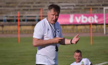 Новий тренер вінницької «Ниви» Юрій Ярошенко обіцяє точкове підсилення та мовчить про плани команди на сезон / Новости Винницы и области / Інформаційний портал На Парижі Новини Вінниці / Новий тренер вінницької «Ниви» Юрій Ярошенко обіцяє точкове підсилення та мовчить про плани команди на сезон