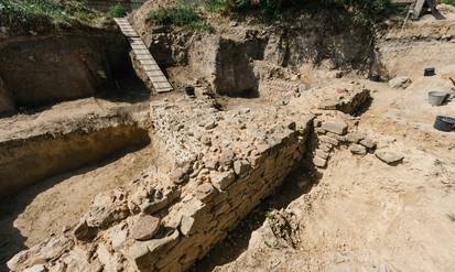У Вінниці відновили археологічні розкопки, але без київських фахівців / Новости Винницы и области / Інформаційний портал На Парижі Новини Вінниці / У Вінниці відновили археологічні розкопки, але без київських фахівців