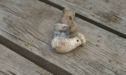 Люльки «носогрійки», старовинна кераміка, шість скелетів людей: у краєзнавчому музеї розповіли про знахідки на місці розкопок у центрі Вінниці / Новости Винницы и области / Інформаційний портал На Парижі Новини Вінниці / Люльки «носогрійки», старовинна кераміка, шість скелетів людей: у краєзнавчому музеї розповіли про знахідки на місці розкопок у центрі Вінниці