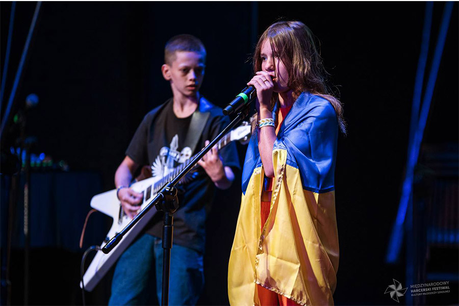 Юні вінницькі музиканти з гурту Contra Bass підкорили серця польської публіки / Новости Винницы и области / Інформаційний портал На Париже Новини Вінниці / Юні вінницькі музиканти з гурту Contra Bass підкорили серця польської публіки